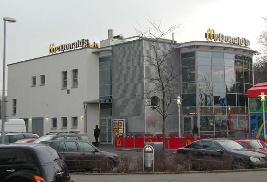 Das McDonald’s-Restaurant in Sindelfingen (Tilsiter Straße)