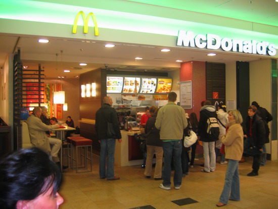 Das McDonald’s-Restaurant in Braunschweig (Schloß Arcaden)