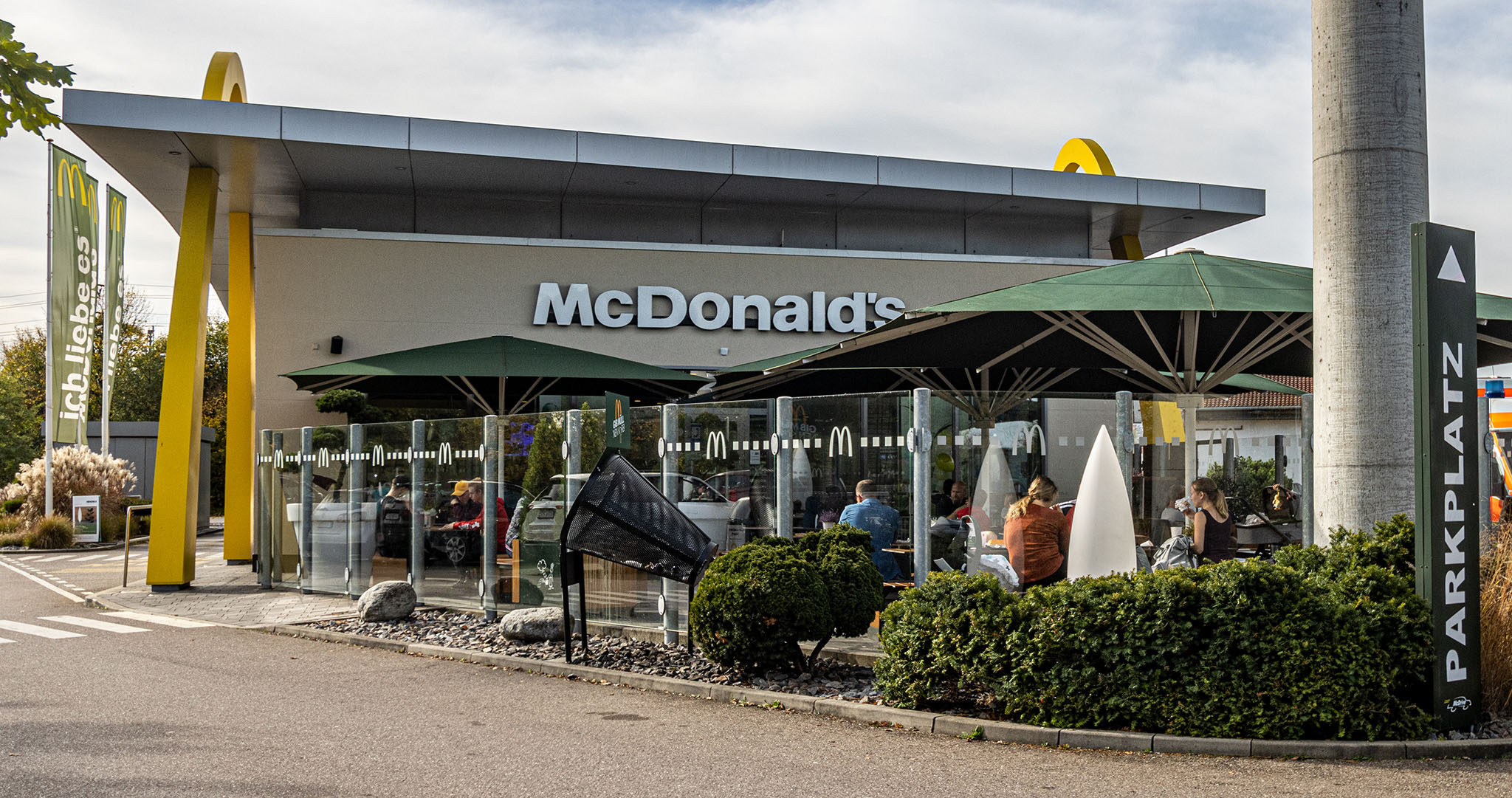 Das McDonald’s-Restaurant in Augsburg (Gablinger Weg)