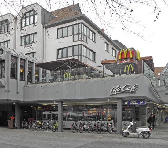Das McDonald’s-Restaurant in Braunschweig (Packhofpassage)