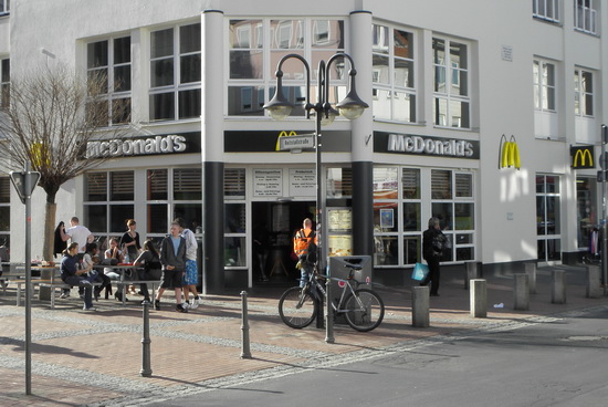 Das McDonald’s-Restaurant in Göttingen (Weender Straße)