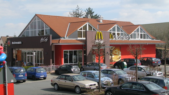 Das McDonald’s-Restaurant in Schwabach (Am Falbenholzweg)