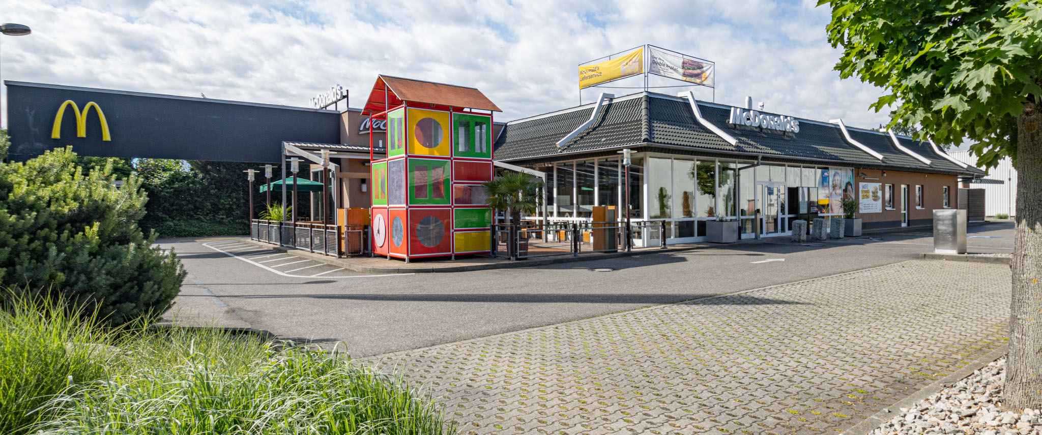 Das McDonald’s-Restaurant in Freiburg im Breisgau (Tullastraße)